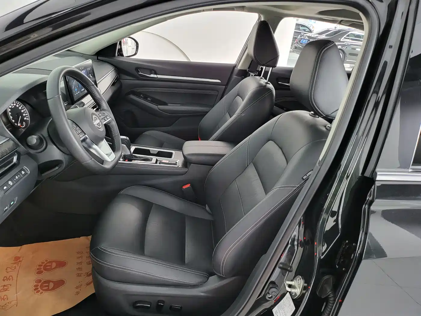 NISSAN TEANA