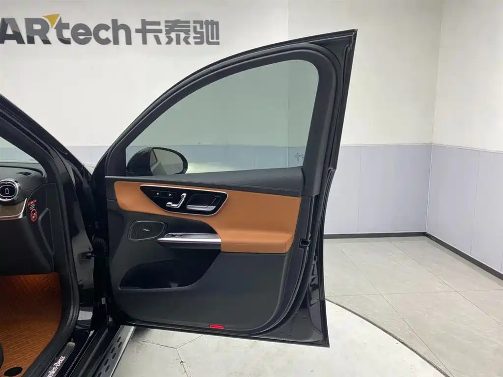 Mercedes-Benz GLC 2024 Facelift GLC 300 L 4MATIC Sport 5-seater фото 16