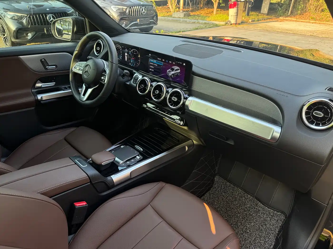 Mercedes-Benz GLB 2023 GLB 200 Dynamic фото 18