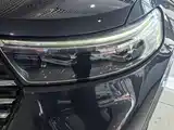 Фото 12 - Ford Explorer