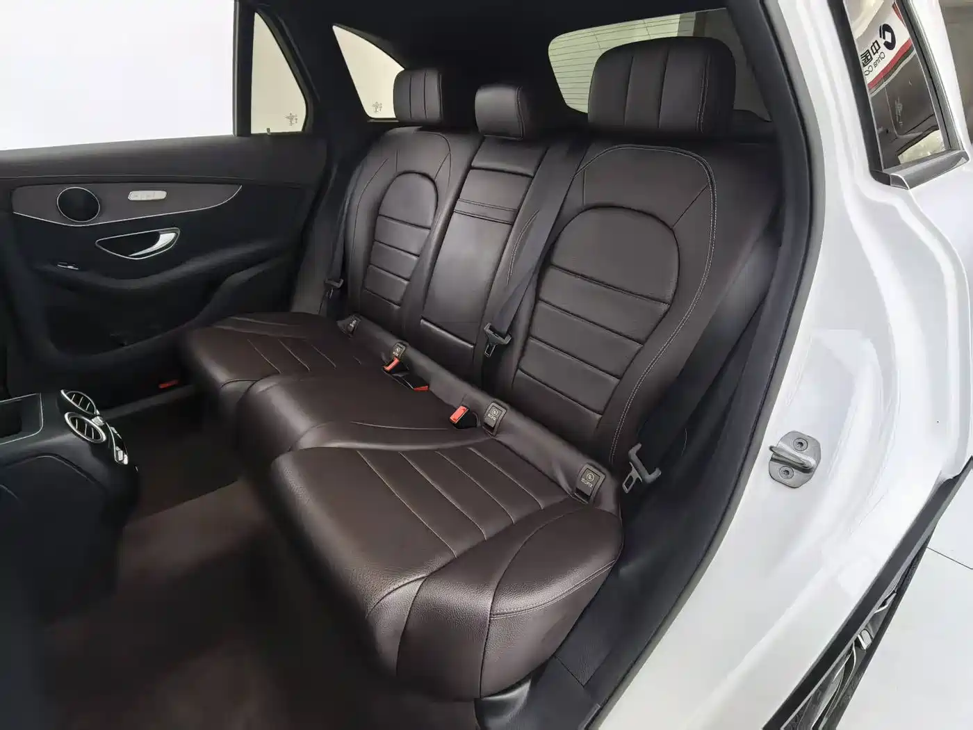 Mercedes-Benz GLC 2020 Facelift GLC 260 L 4MATIC Luxury фото 11