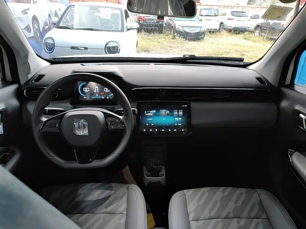 ZERO-RUNNING CAR ZERO RUN T03