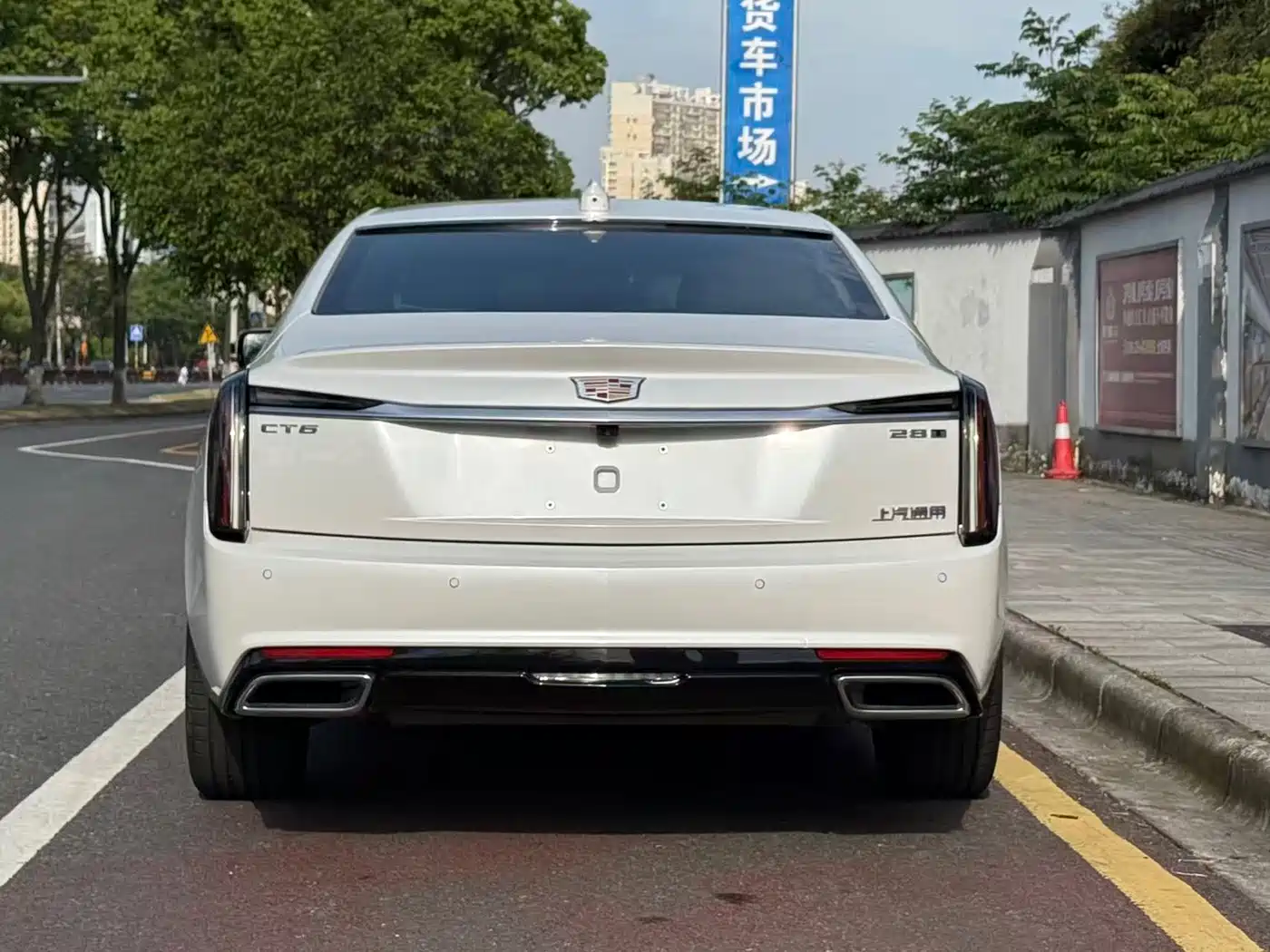CADILLAC CT6
