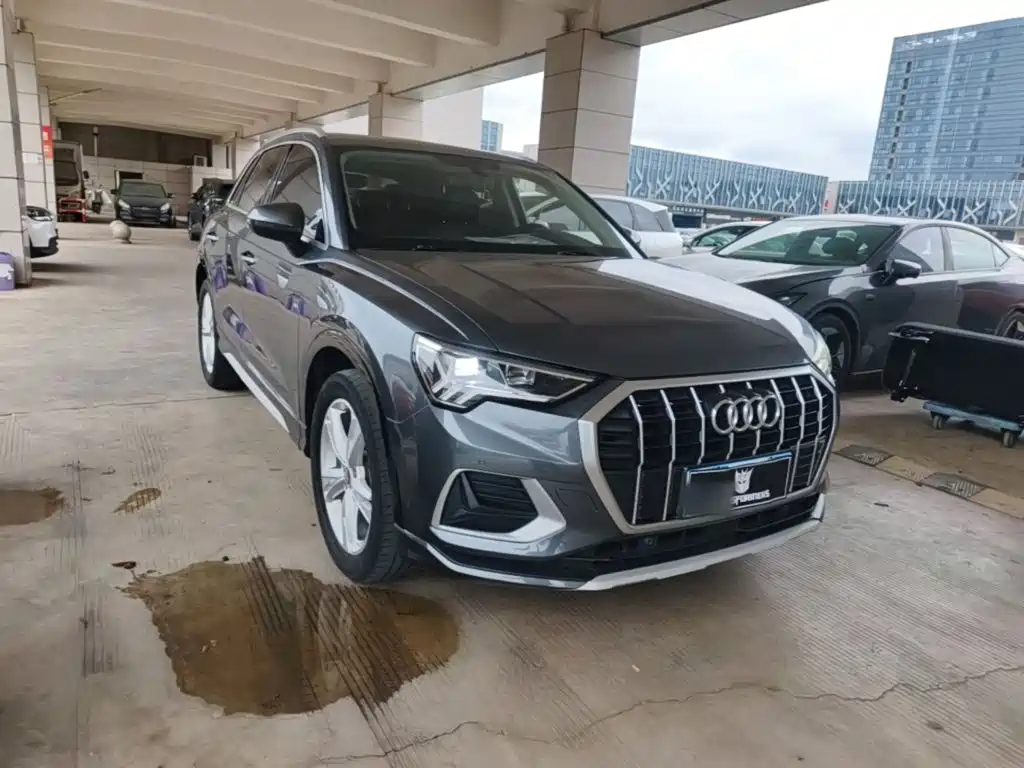 Фото 4 - Audi Q3