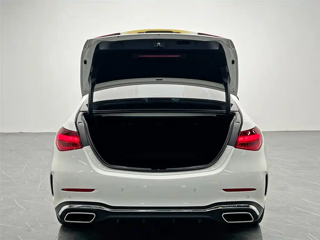 Mercedes-Benz C-Class 2024 C 260 L Sport фото 9