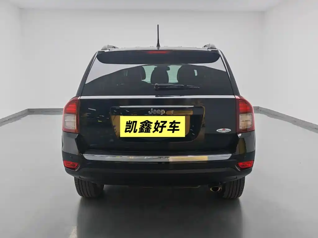Jeep Compass (Import) 2015 2014 Facelift 2.4L 4WD Comfort Edition