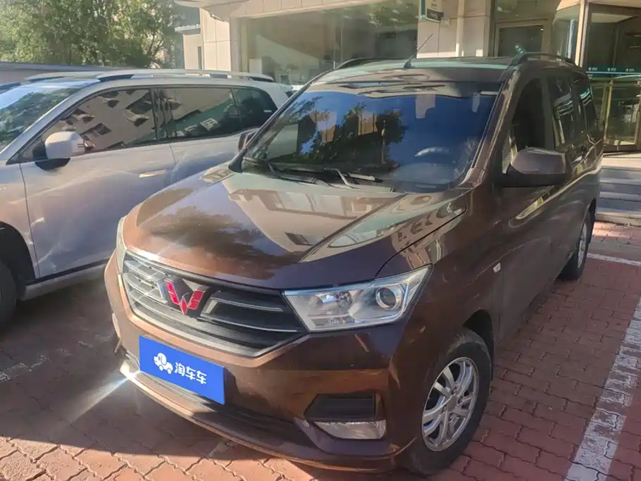 Wuling Motors Wuling Hongguang 2019 — пригон из Китая