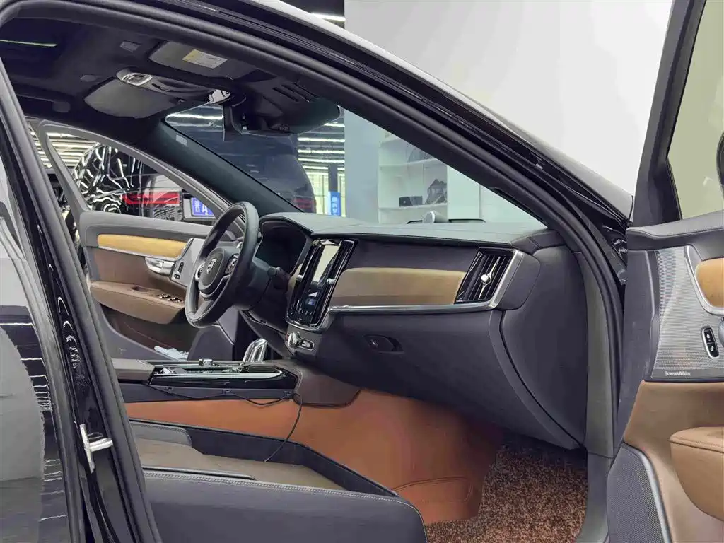 Volvo S90 Plug-in Hybrid 2018 2019 T8 E-Drive Hybrid Honor Edition 3-Seater China V