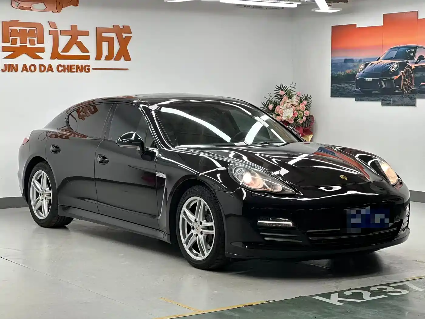 Porsche Panamera 2013 Panamera Platinum Edition 3.6L фото 3