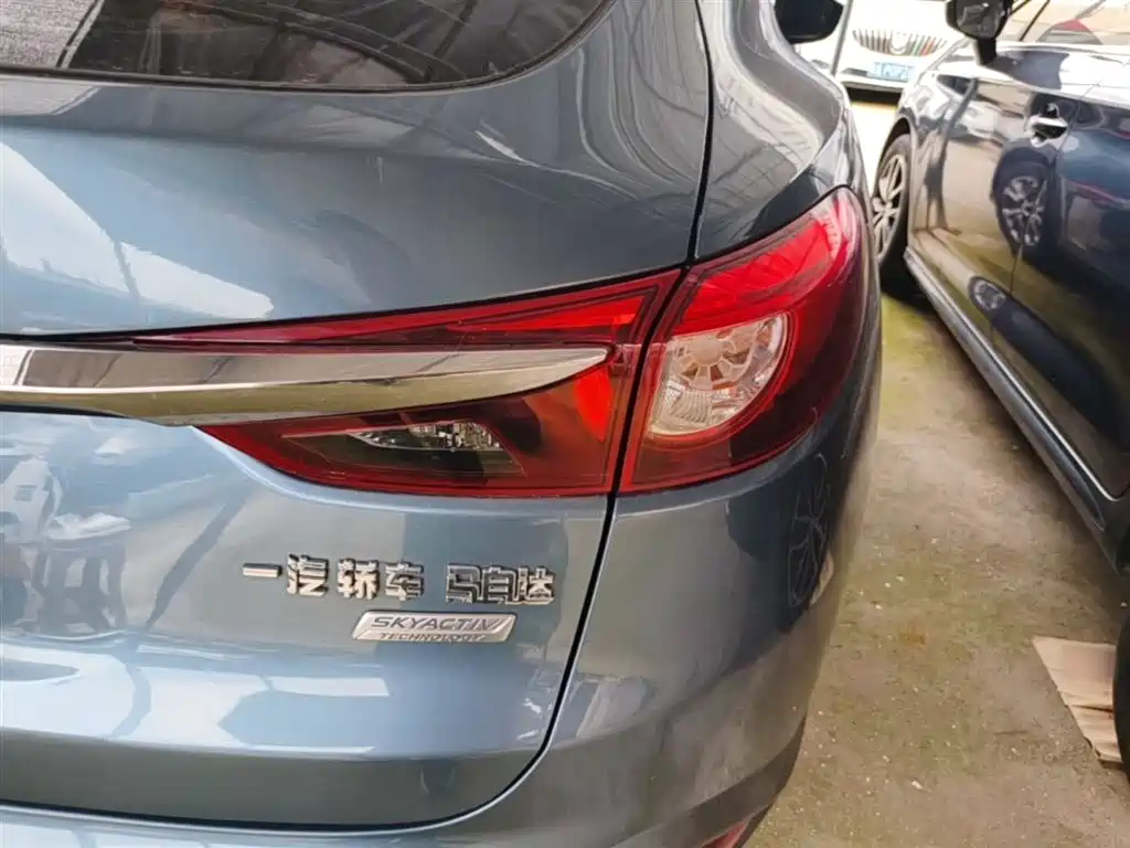 Фото 8 - Mazda CX-4