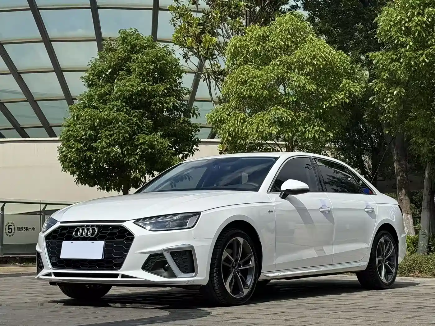 Audi A4L 2022 40 TFSI Fashion Dynamic