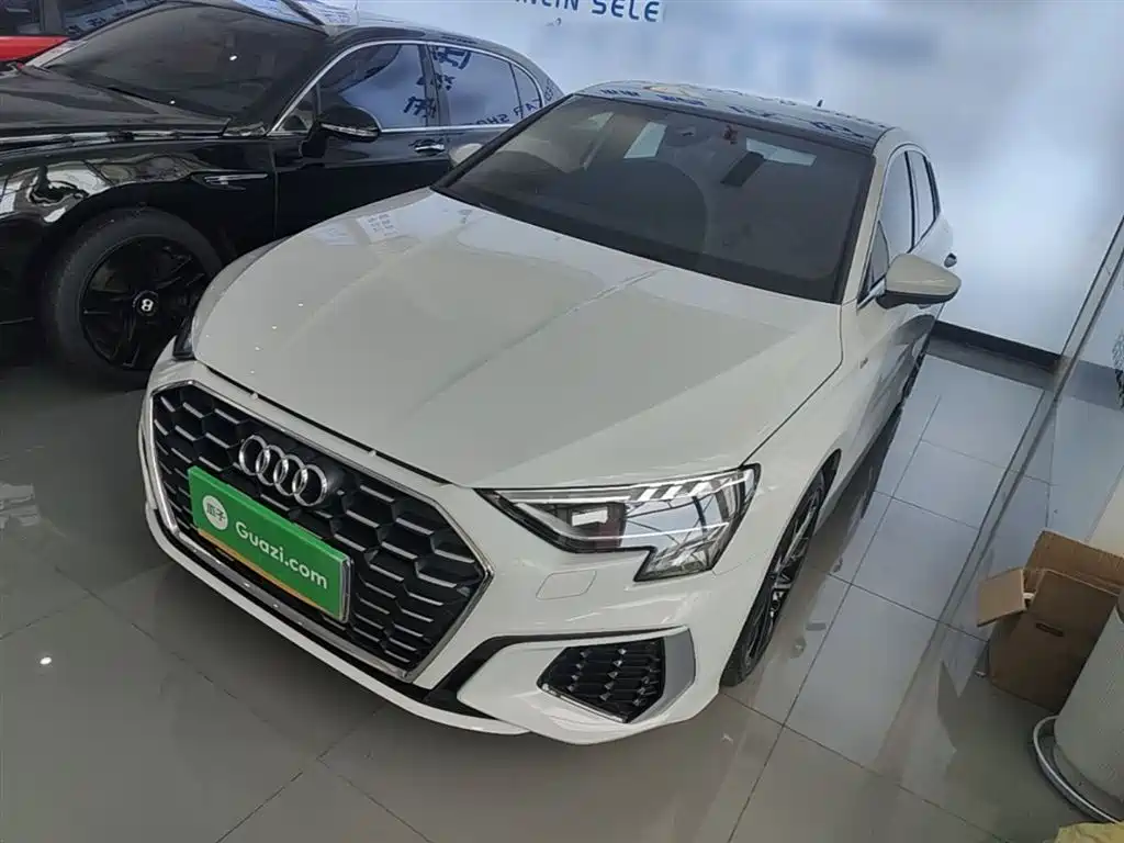 Audi A3 2023 Facelift Sportback 35 TFSI Fashion Sport