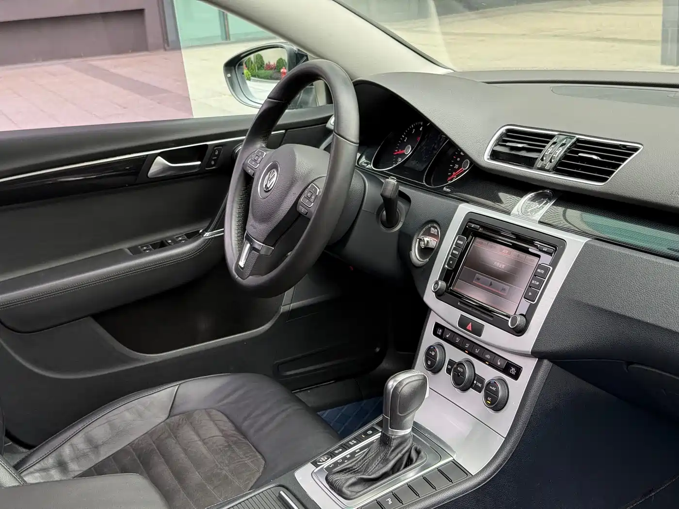 Volkswagen Magotan 2015 Facelift 1.8TSI Luxury фото 14