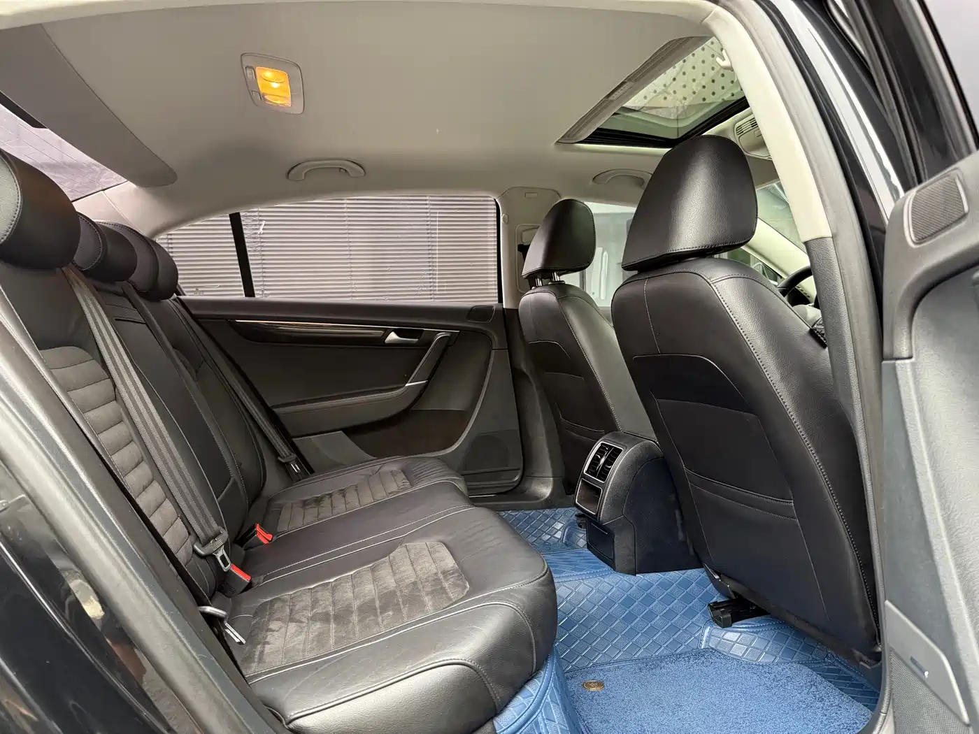 Volkswagen Magotan 2015 Facelift 1.8TSI Luxury фото 16