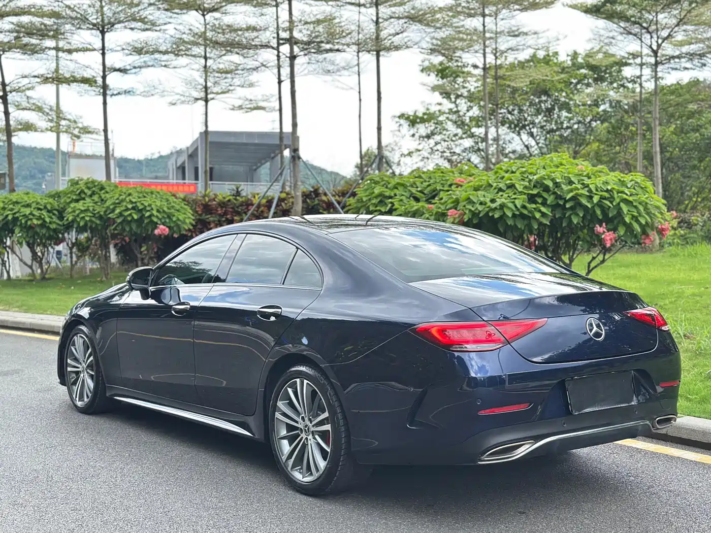 MERCEDES-BENZ CLS