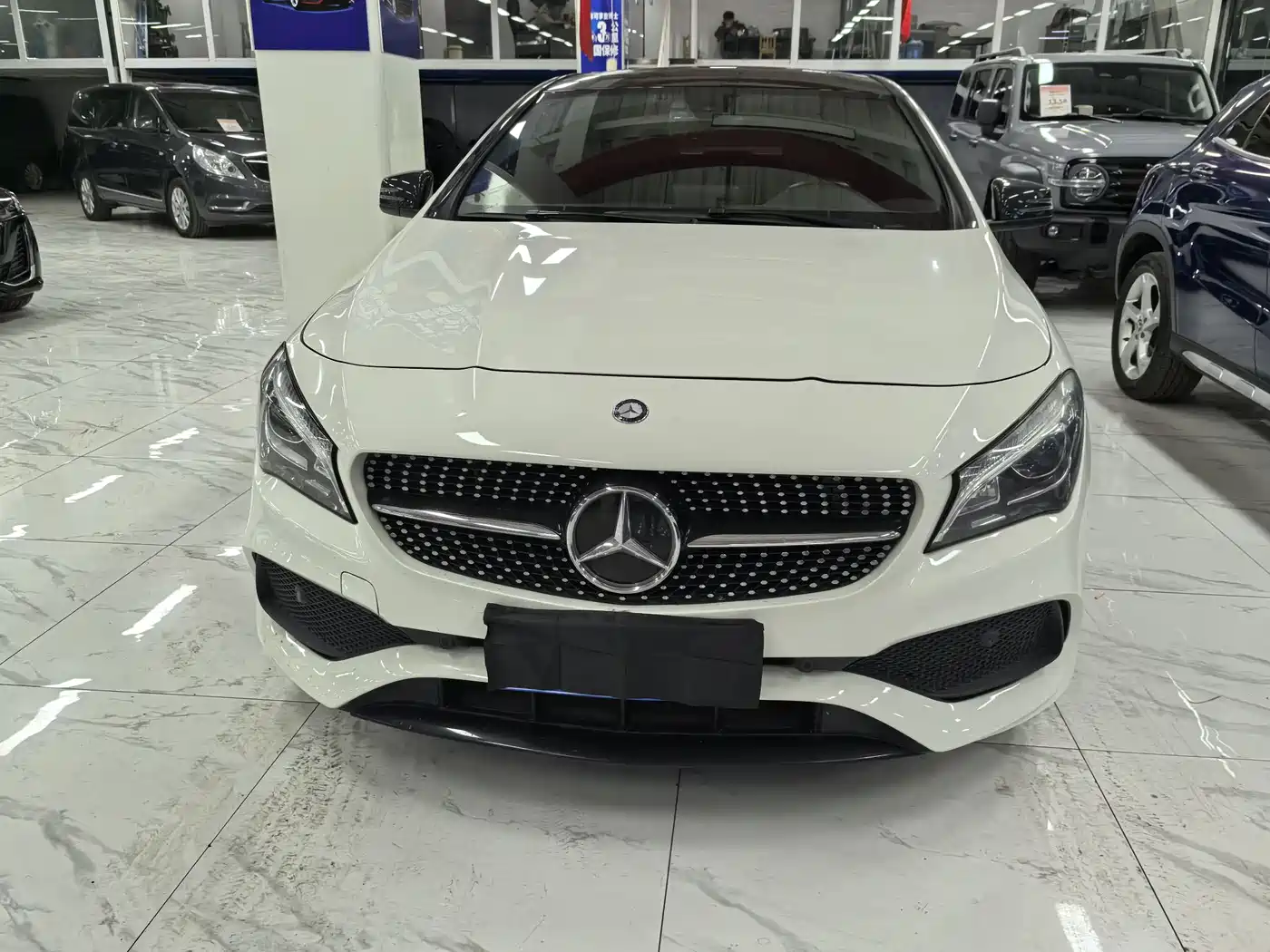 Mercedes-Benz CLA (Import) 2017 CLA 220 4MATIC фото 2