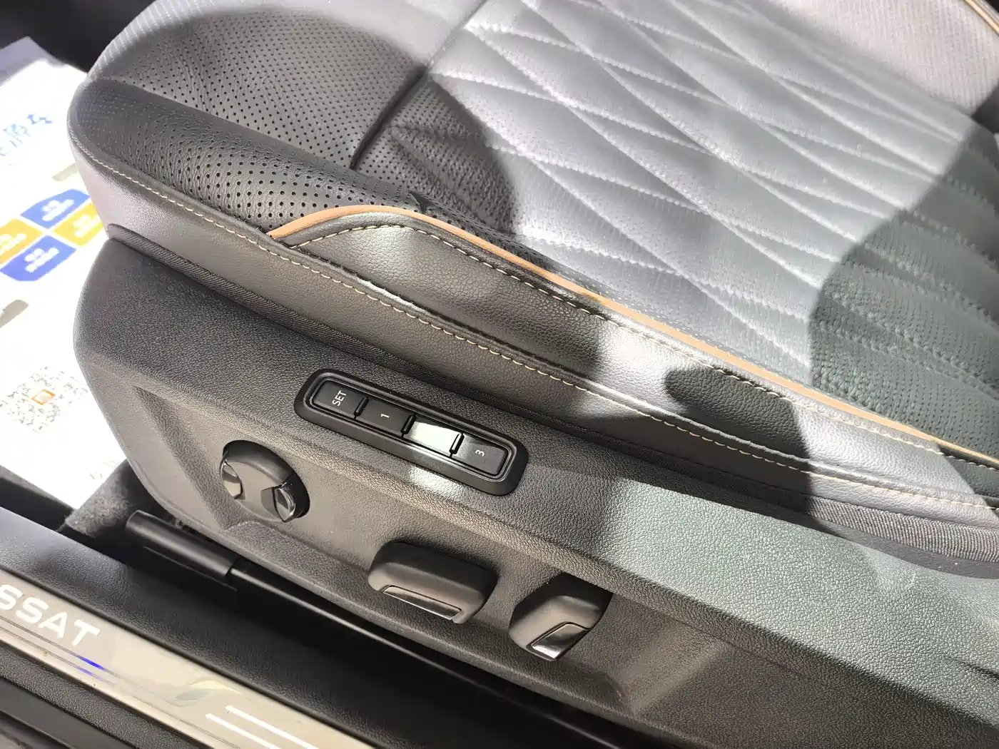 Volkswagen Passat 2021 Model 330TSI Luxury Edition фото 13