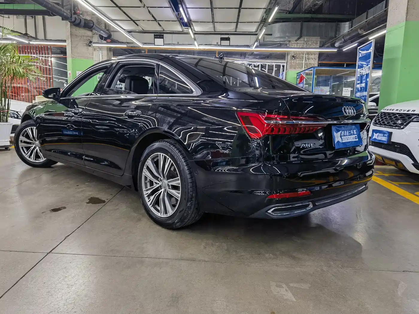 Audi A6L 2021 45 TFSI Exclusive Elegance фото 6