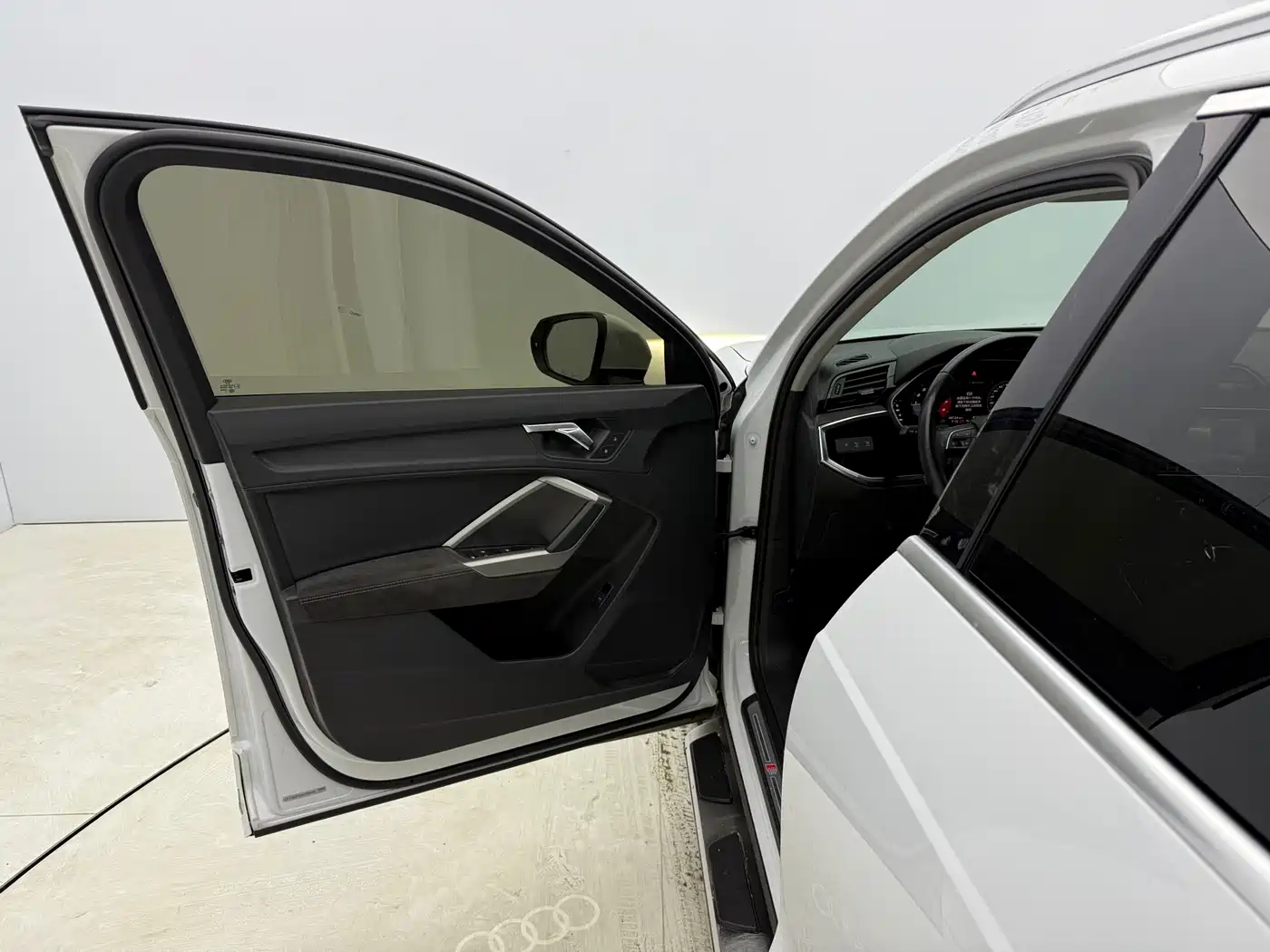 Audi Q3 2022 35 TFSI Progressive Dynamic фото 15