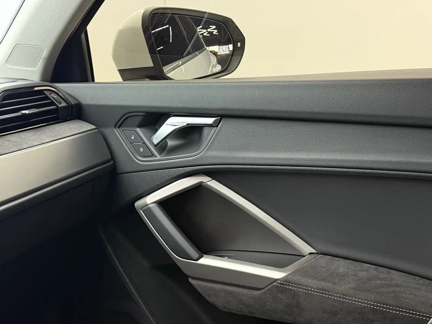 Audi Q3 2022 35 TFSI Progressive Dynamic фото 20