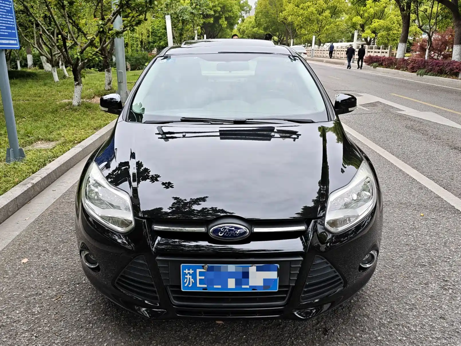 Фото 2 - Ford Focus