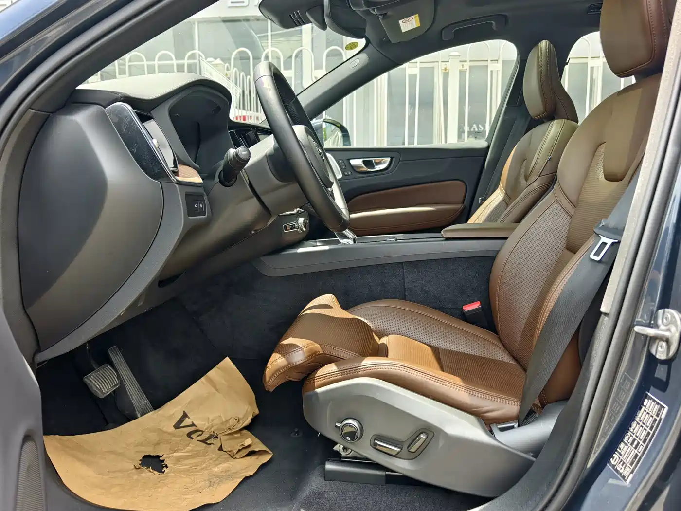 Volvo XC60 Plug-in Hybrid 2024 2025 Plug-in Hybrid Long Range AWD Zhiya Luxury Edition