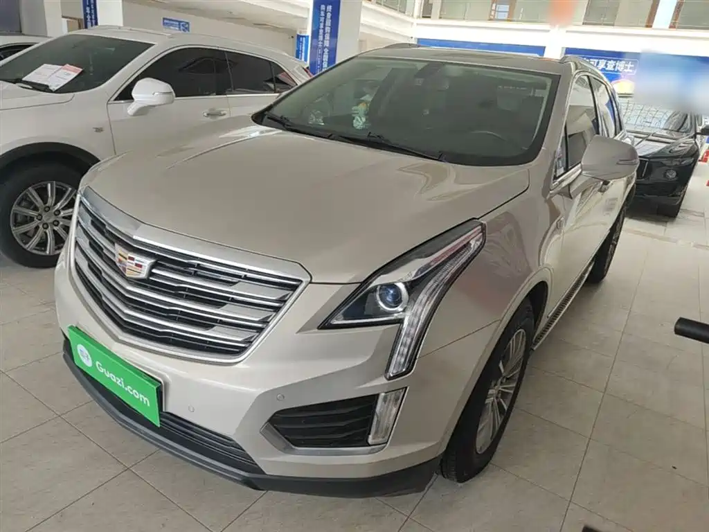 Cadillac XT5 2017 2016 25T Luxury Model