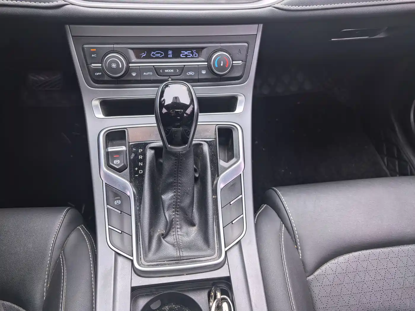 GEELY AUTOMOBILE EMGRAND