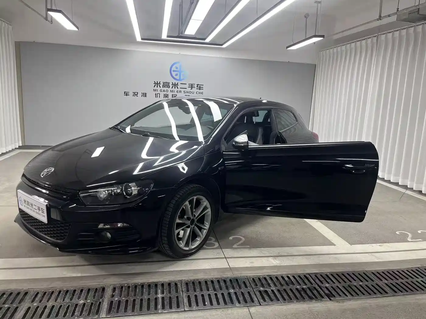 Volkswagen Scirocco 2011 2.0TSI Luxury