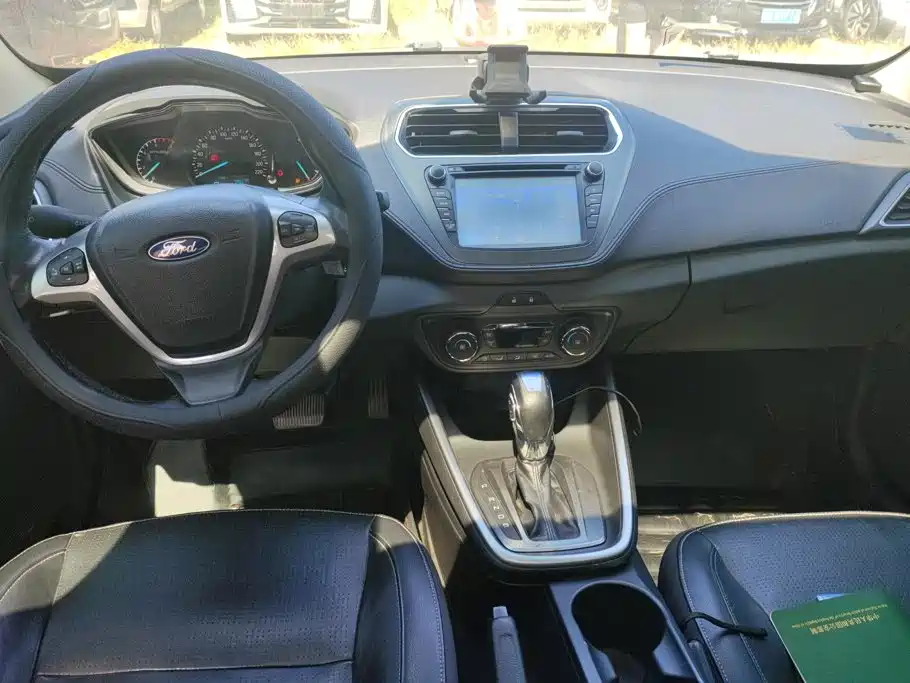 Ford Escort 2015 2015 1.5L Automatic Fashion