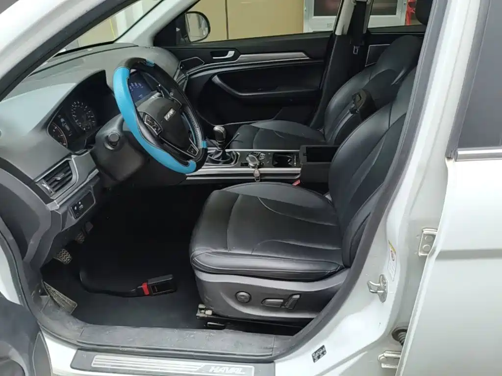 Фото 15 - Haval H6