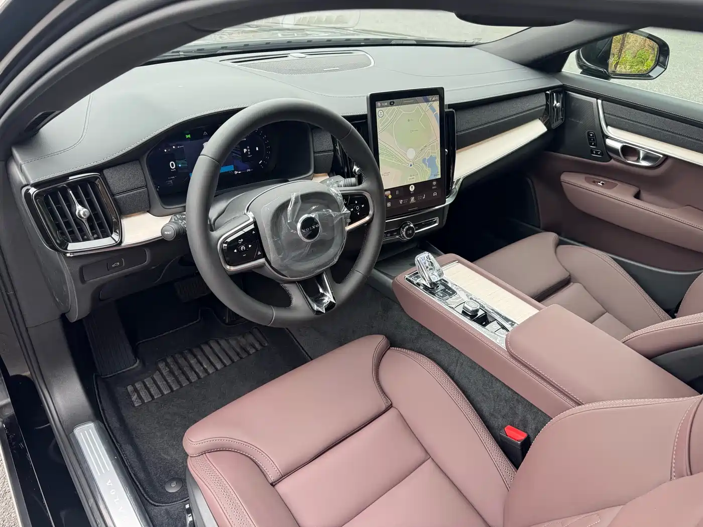 Volvo S90 2026 B5 Zhiyuan Luxury Edition фото 15