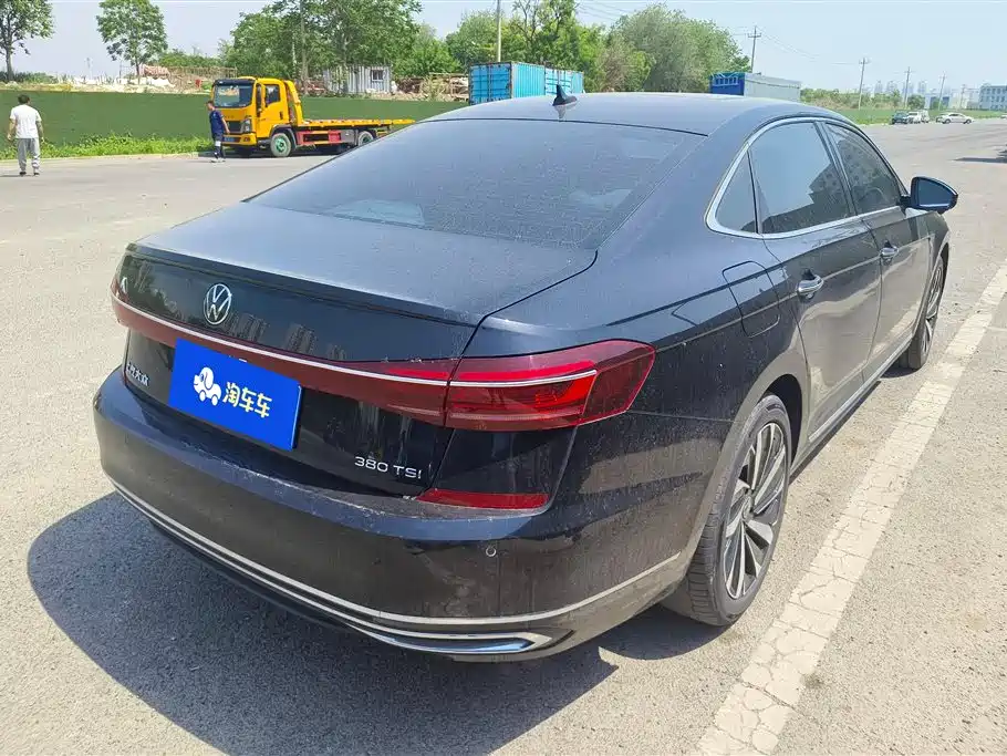 Volkswagen Passat 2024 380TSI Dragon Soaring Edition фото 3