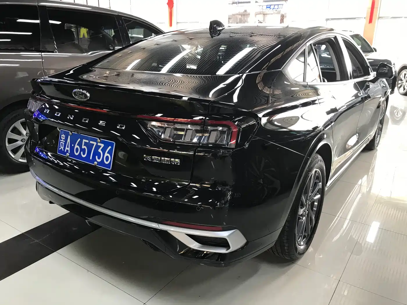 FORD MONDEO