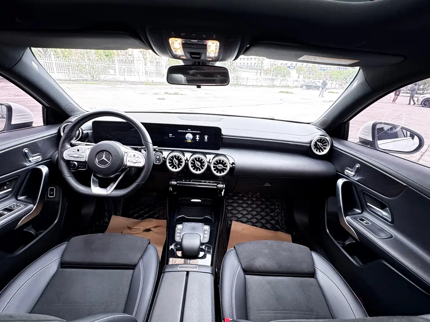 Mercedes-Benz A-Class 2021 A 200 L Sport Sedan Fashion Edition фото 15