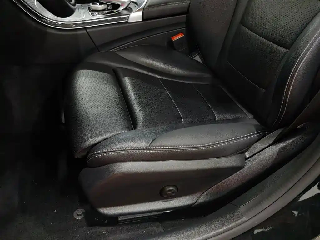 Mercedes-Benz C-Class 2017 Facelift C 180 L Fashion Sport Edition фото 20