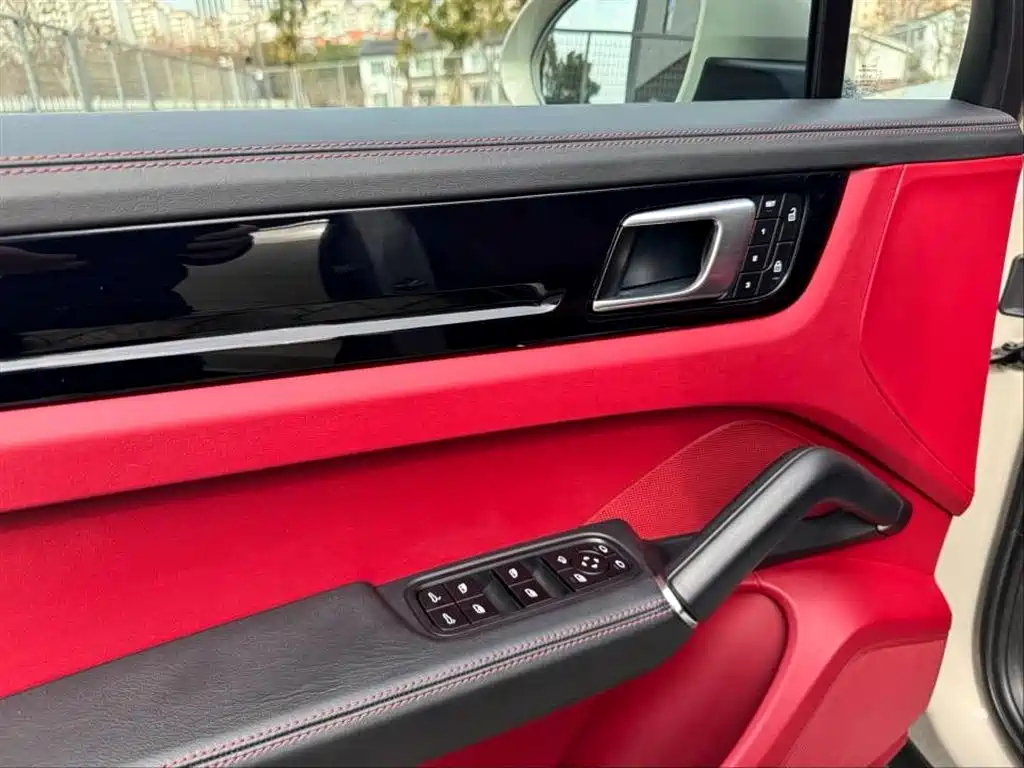 Porsche Cayenne 2019 Cayenne 3.0T фото 10