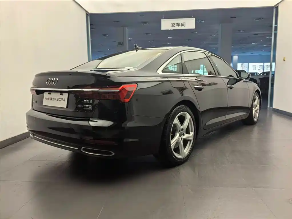 Audi A6L 2020 45 TFSI quattro Premium Elegance фото 4
