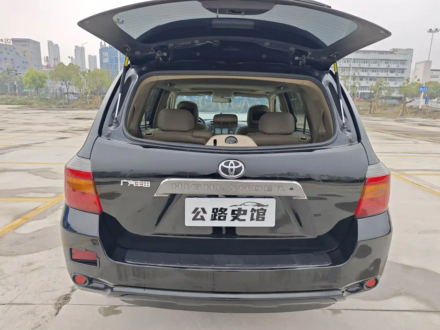 Toyota Highlander 2009 2.7L 2WD 7-seater Luxury Edition фото 17