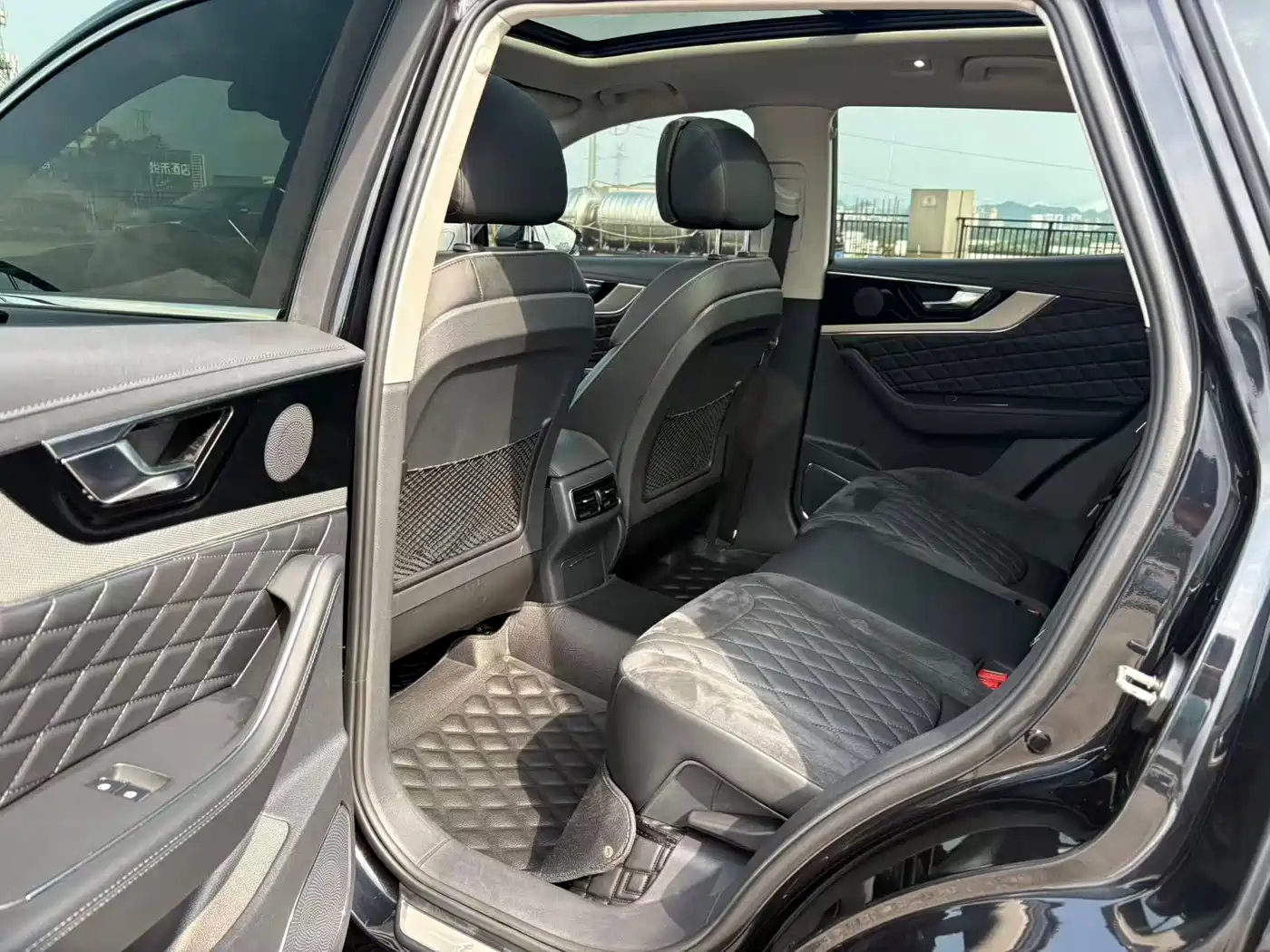 Hongqi HS5 2019 2.0T Smart Connect Enjoy 4WD Edition фото 7