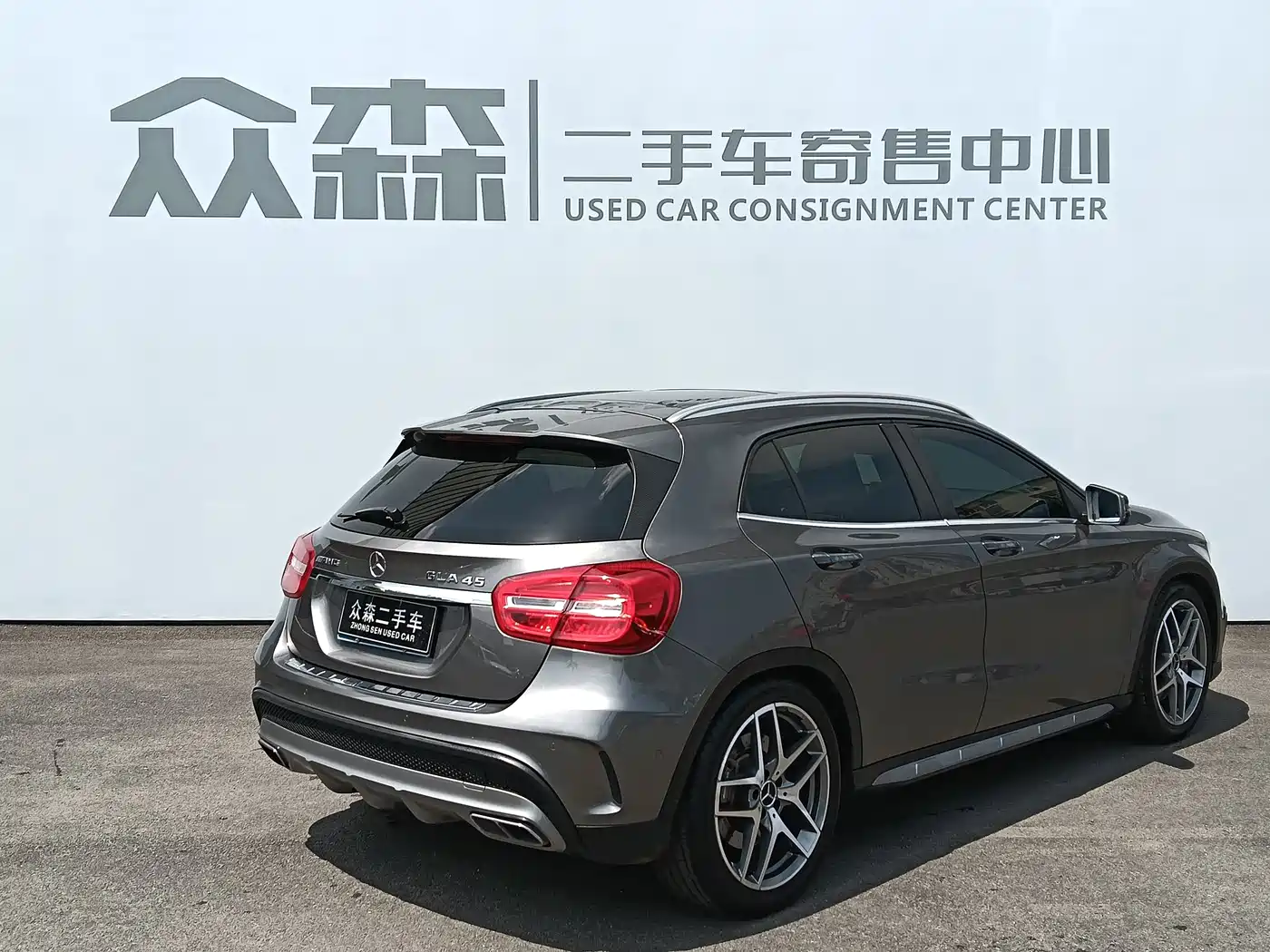 Mercedes-Benz GLA AMG 2015 AMG GLA 45 4MATIC фото 6