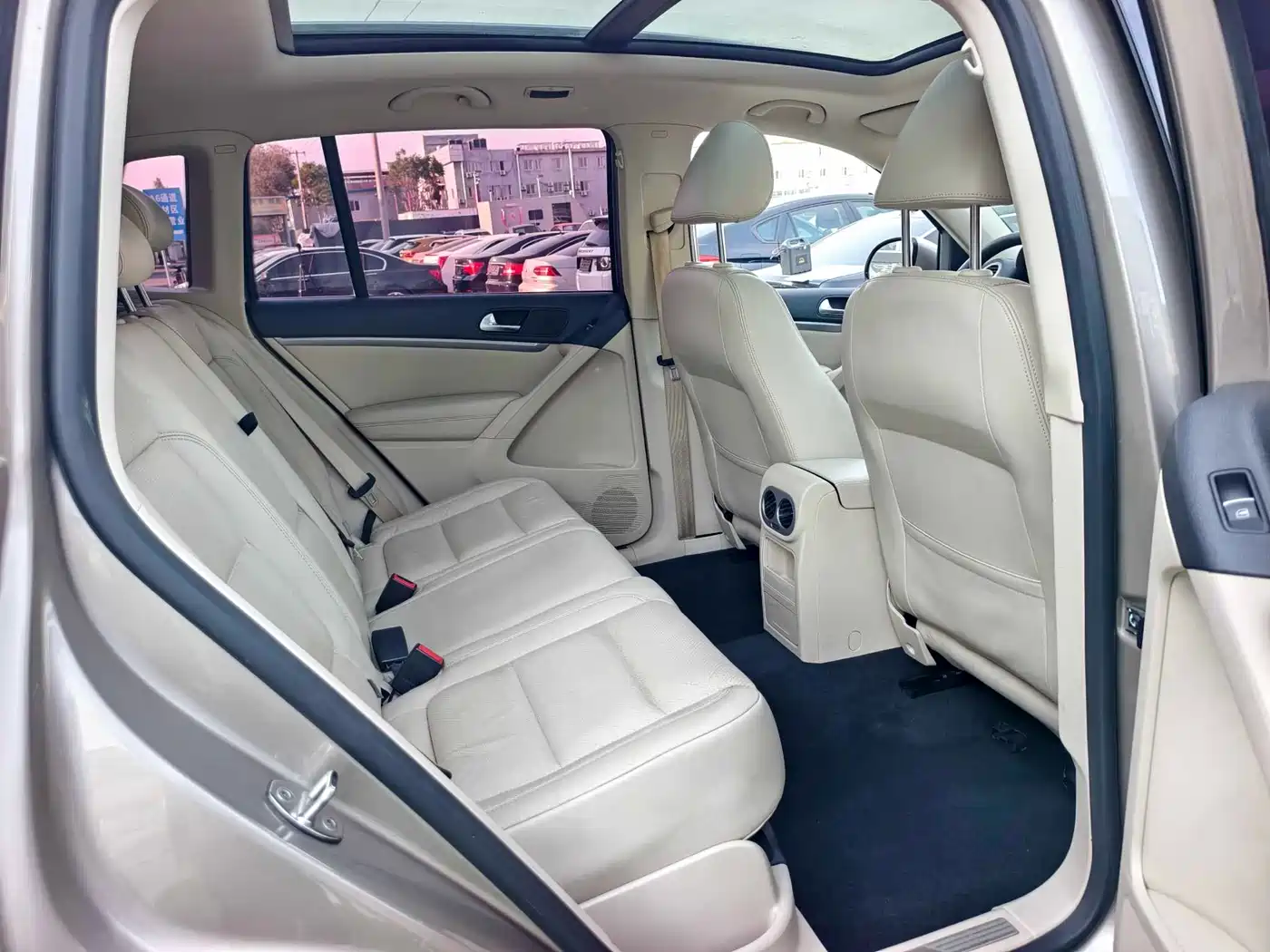 Volkswagen Tiguan 2015 1.8TSI Automatic 2WD Highline фото 15