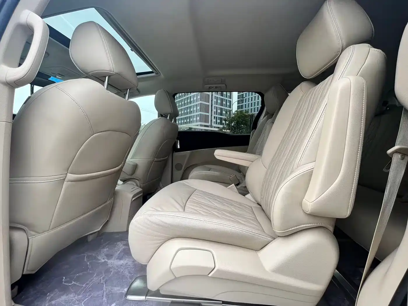 Buick GL8 2023 Land Business Class 652T Luxury фото 6