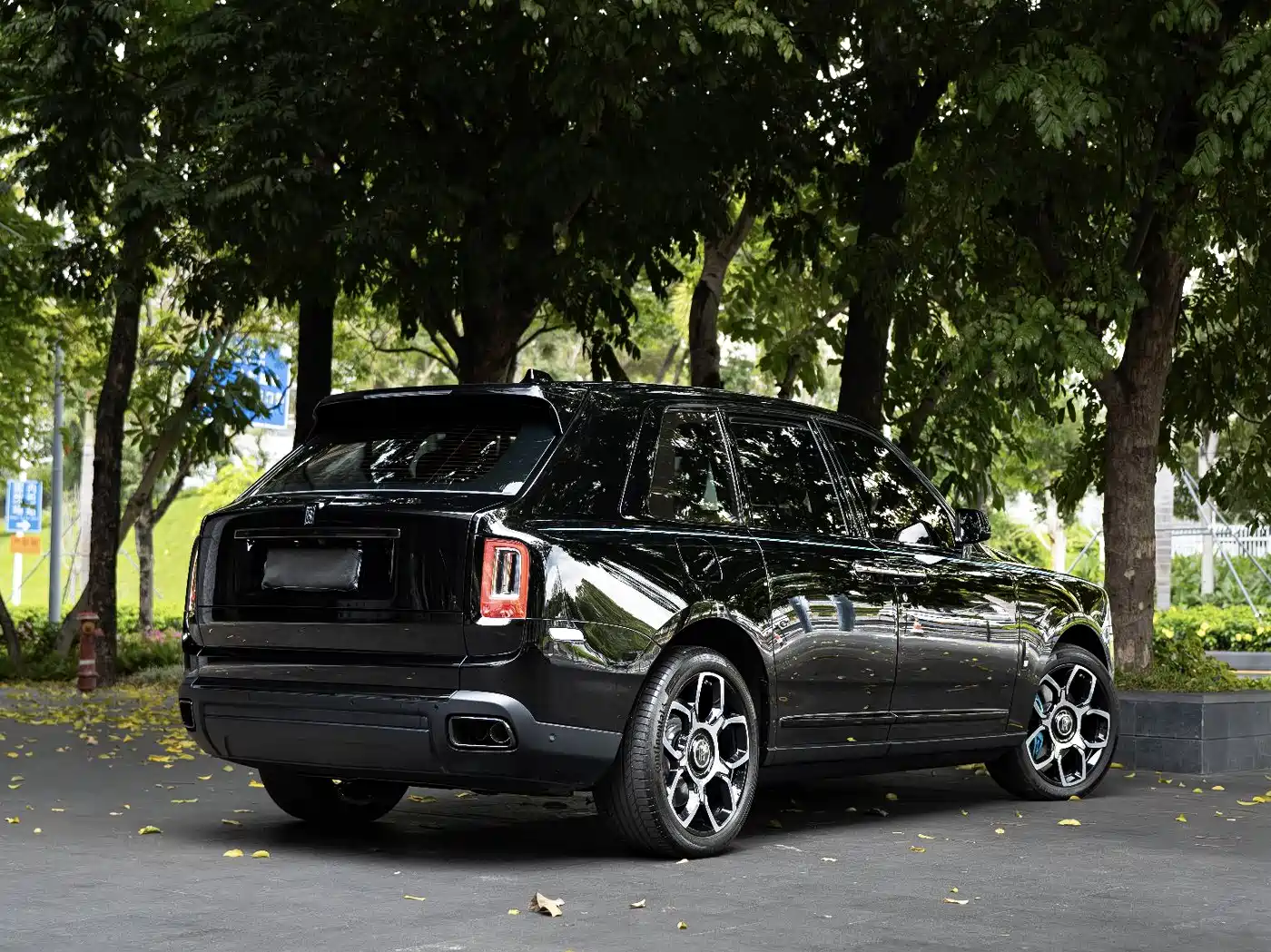ROLLS-ROYCE CULLINAN