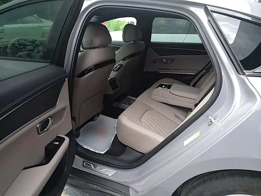 BYD Han 2025 DM-i Smart Driving Edition 125KM LiDAR Flagship фото 17