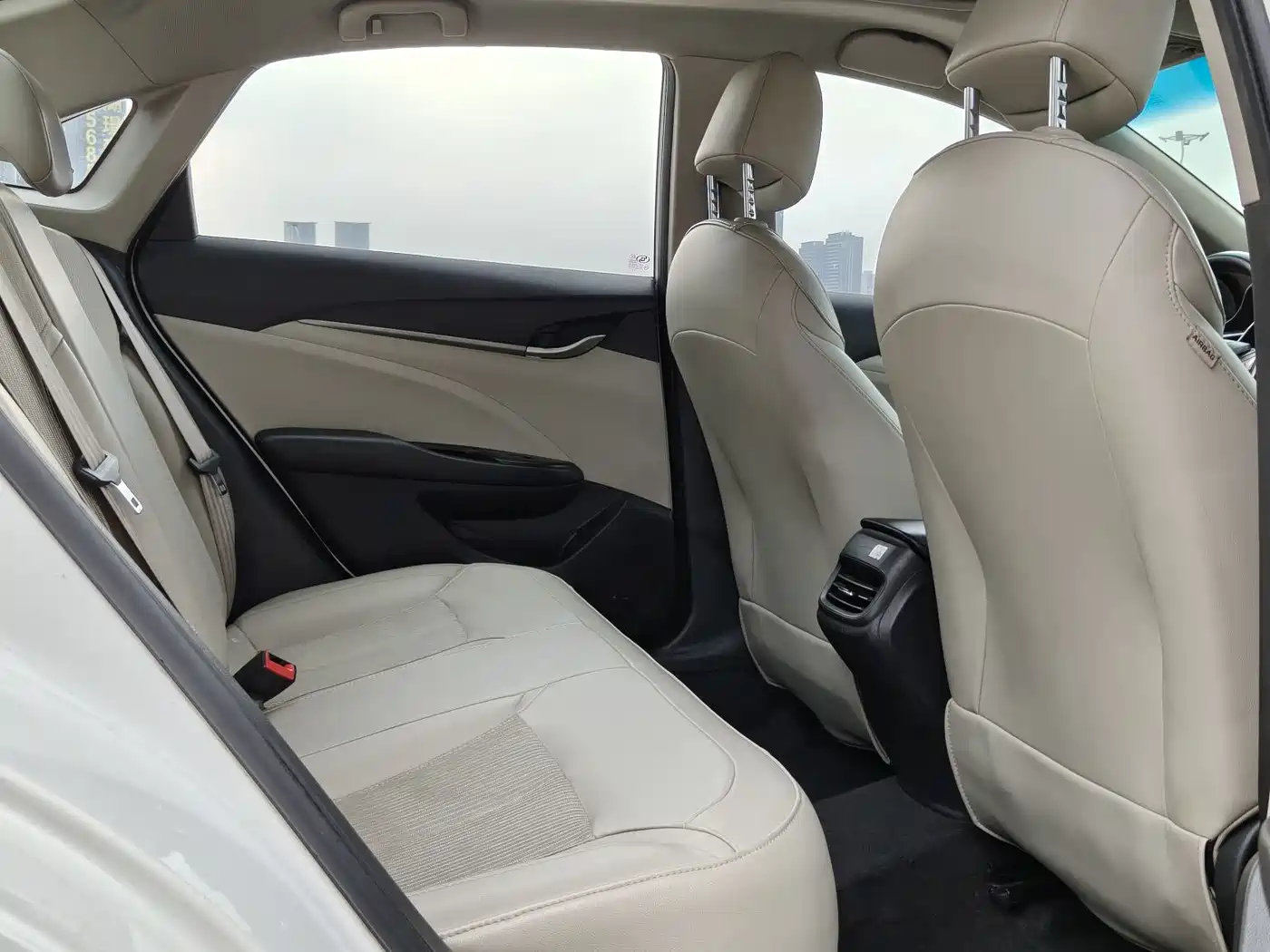 Buick Excelle 2016 15N Automatic Elite фото 16