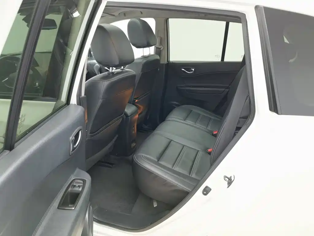 Renault Koleos (Import) 2014 2014 2.5L 4WD Comfort Edition