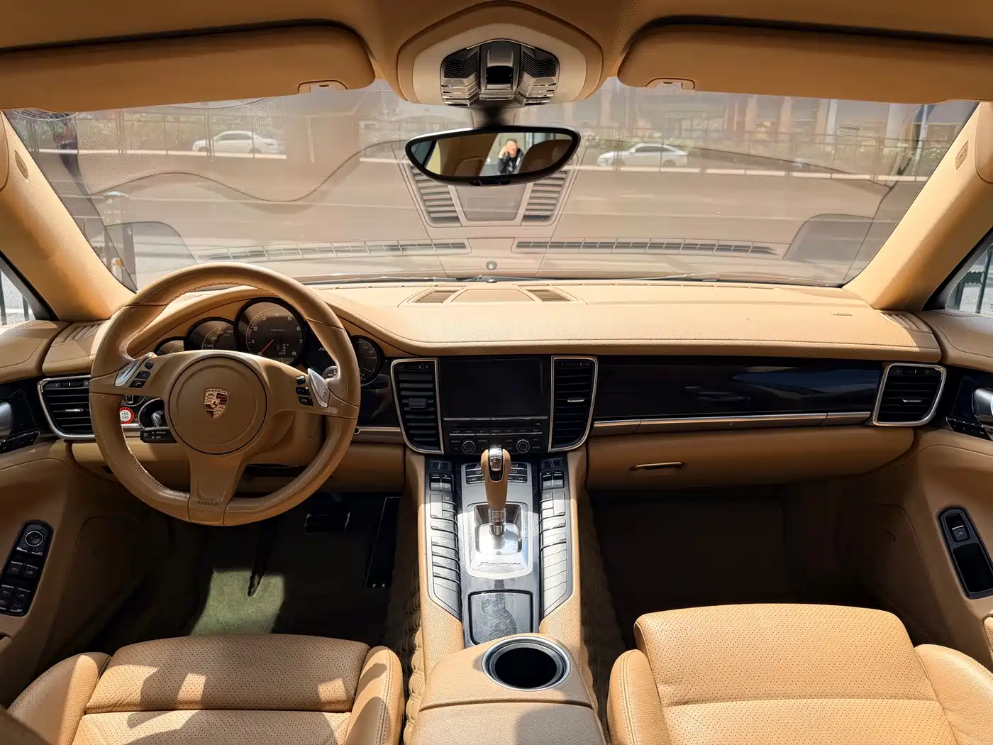 Porsche Panamera 2014 Panamera 4 3.0T фото 9