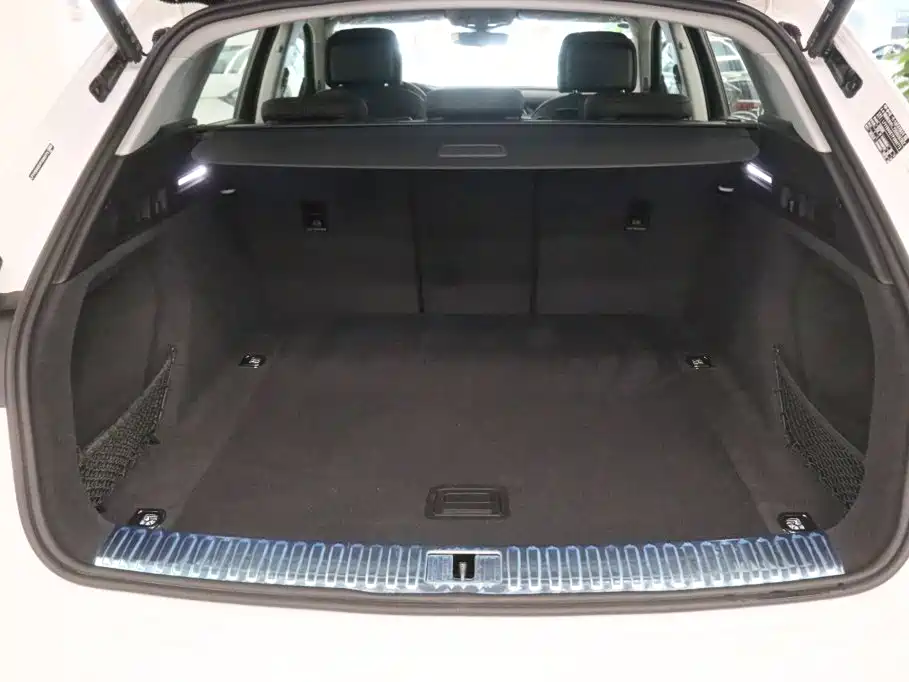 Audi e-tron 2025 2021 50 quattro Luxury