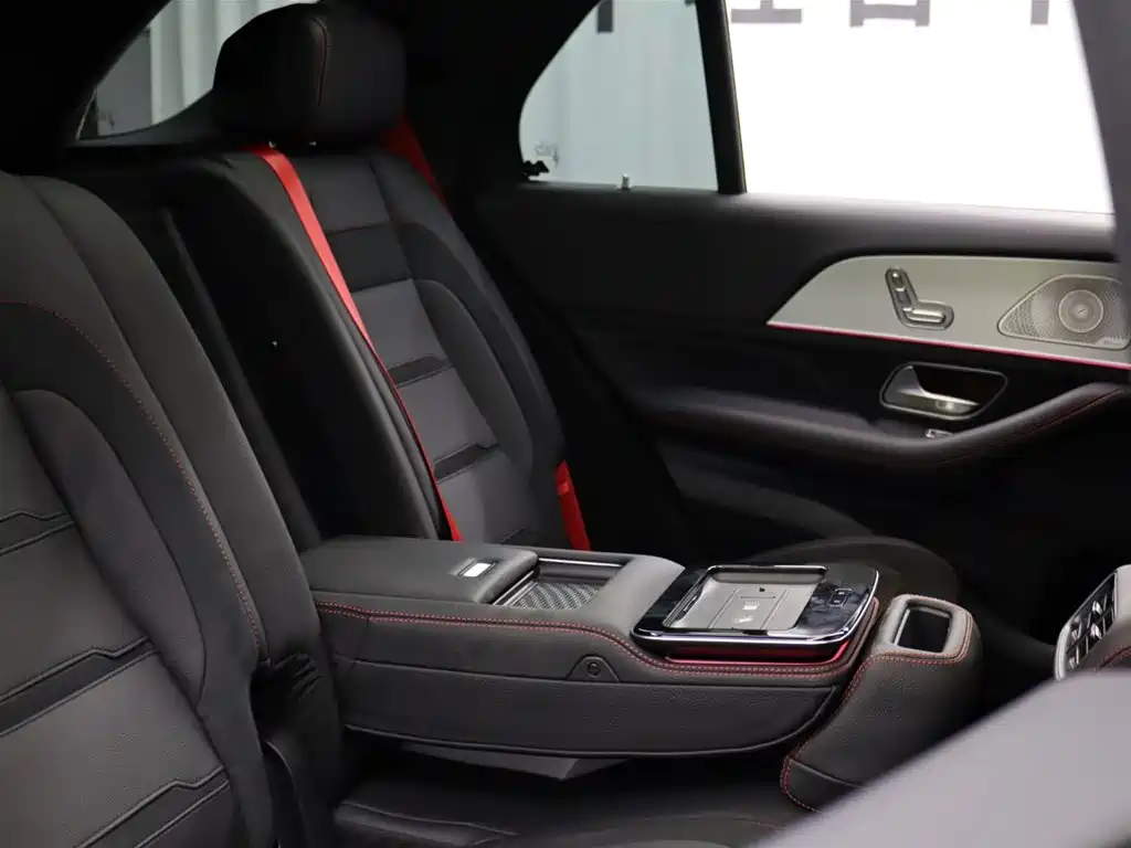 Mercedes-Benz GLE AMG 2025 AMG GLE 53 4MATIC+ фото 23